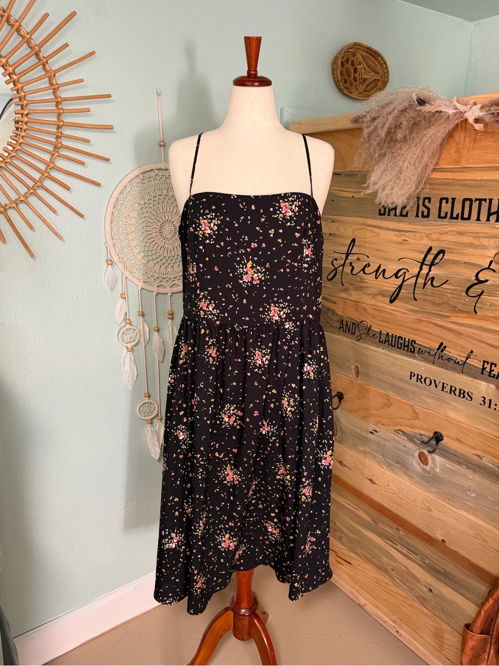 Goodthreads Black Floral Spaghetti Strap Midi Dress